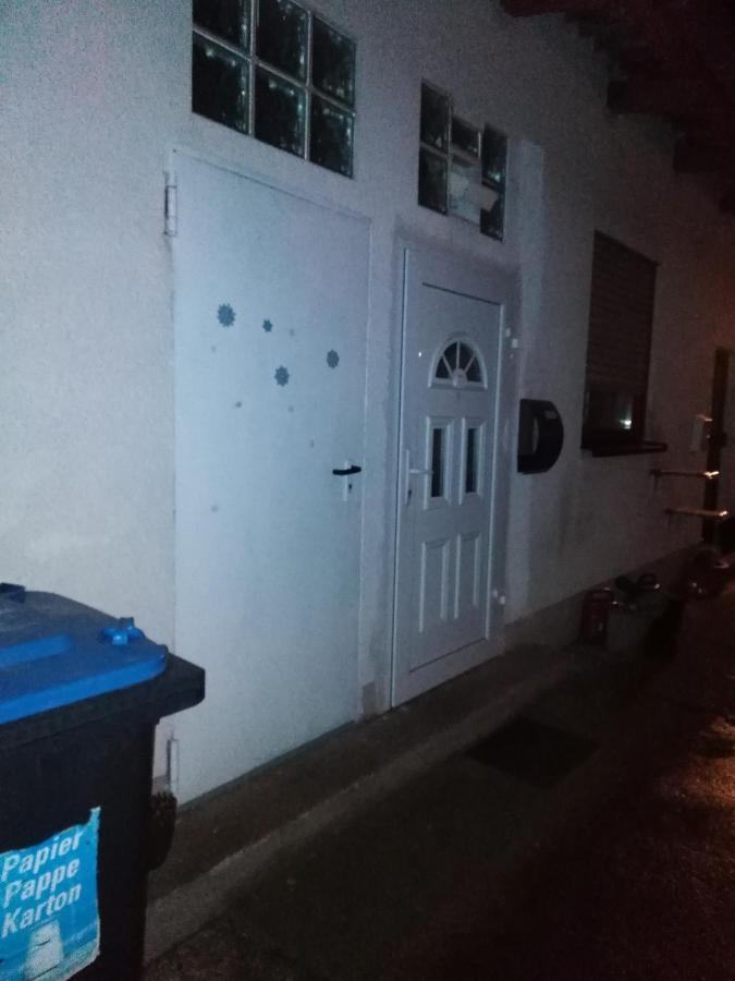 Studiowohnung, Neu Renoviert, Zentrale Lage Saarlouis Εξωτερικό φωτογραφία